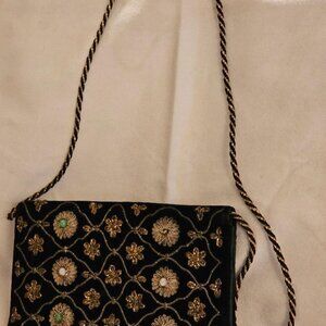 Fabrique de Inde black velvet brocade vintage purse, crossbody